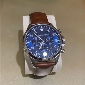 Michael Kors MK8362 brown leather strap watch